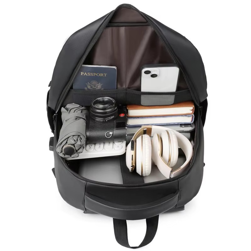 Giovanni Large Capacity Men’s Waterproof Laptop Backpack