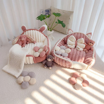Cozy Plush Pet Bed with Blanket